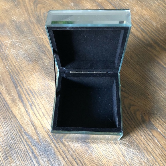 🎄 Glass jewelry storage  box butterfly small - Picture 5 of 5